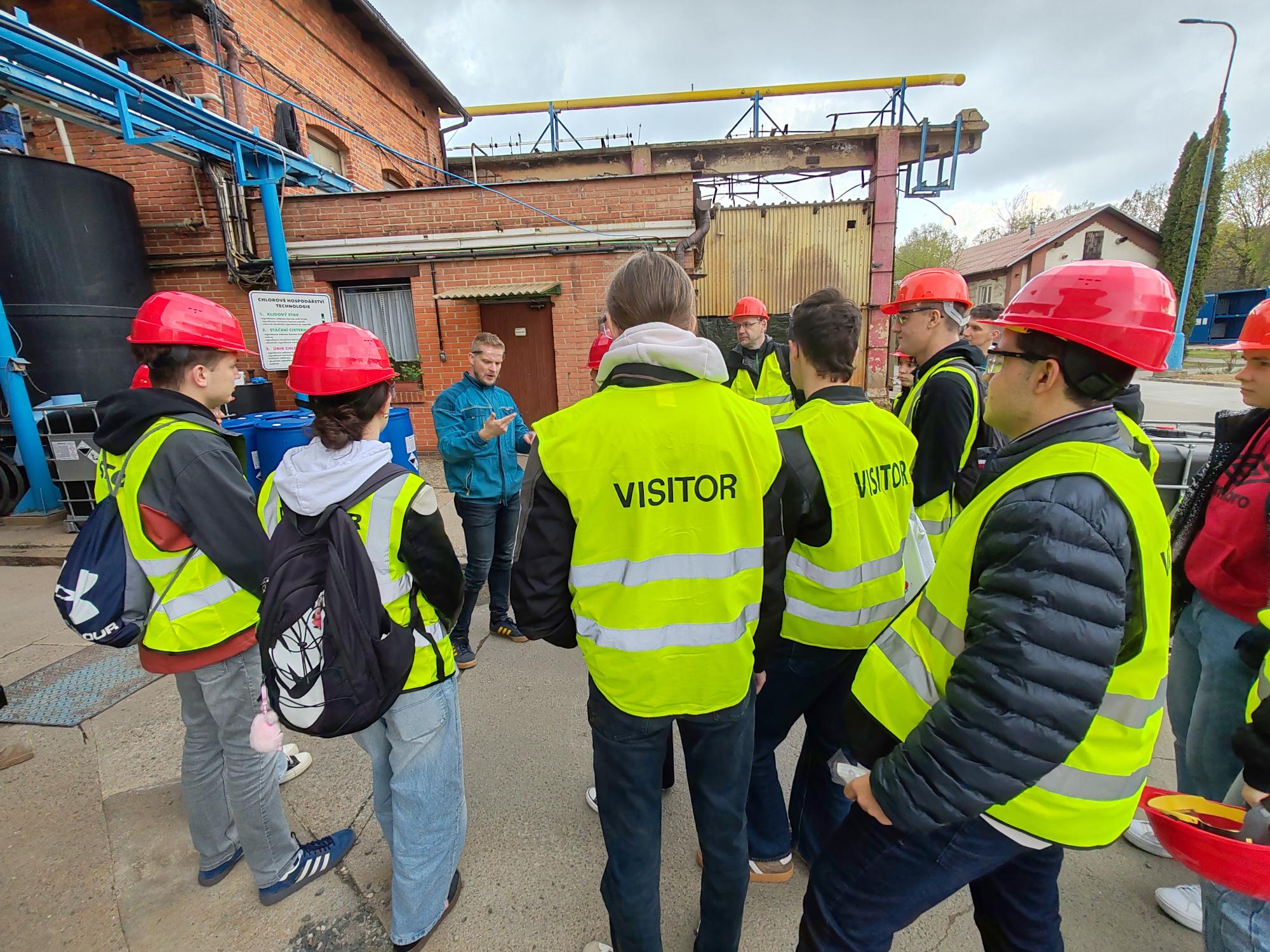 Bochemie ožila exkurzemi